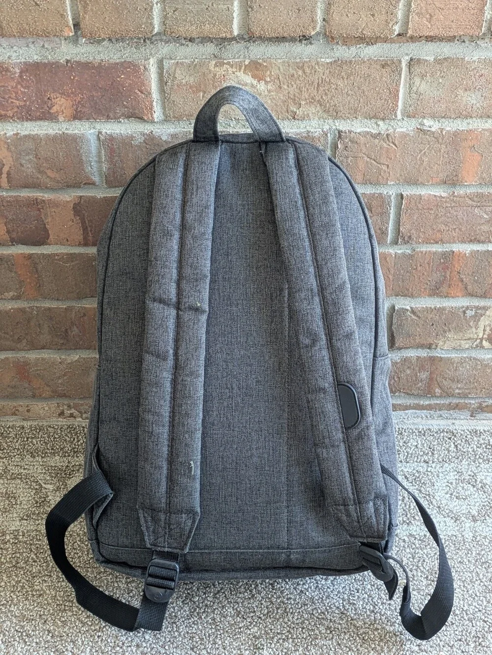 Herschel Pop Quiz Backpack Black Raven Crosshatch Gray Textured Fabric